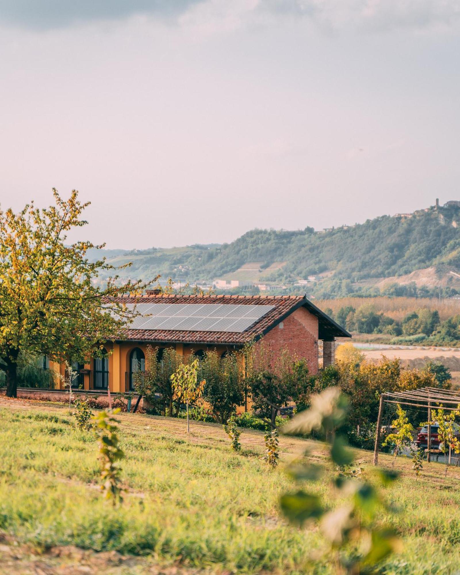 Agriturismo Cascina Barin Родди Экстерьер фото