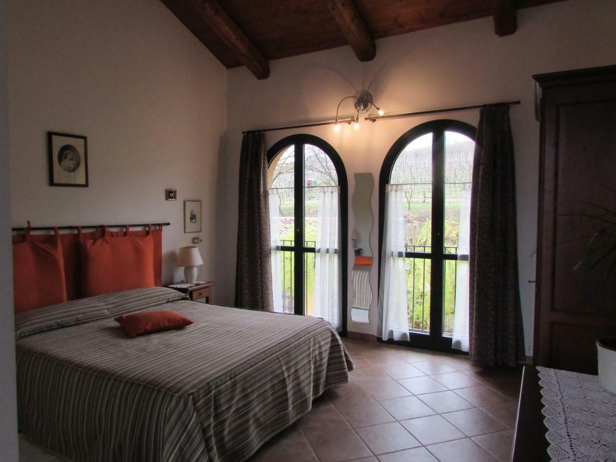 Agriturismo Cascina Barin Родди Экстерьер фото