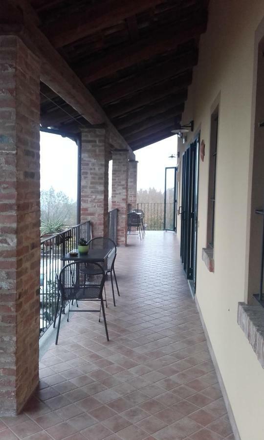 Agriturismo Cascina Barin Родди Экстерьер фото